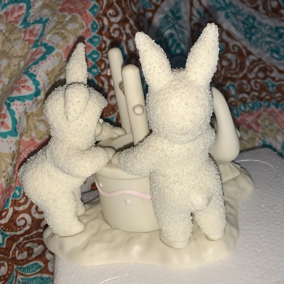 Snowbabies SPRINGTIME STORIES OF THE SNOWBUNNIES “WISHING YOU A HAPPY EASTER” - Picture 7 of 11